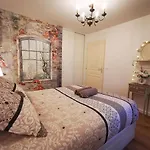 Leman Holidays - Le Chatelain Lejlighed